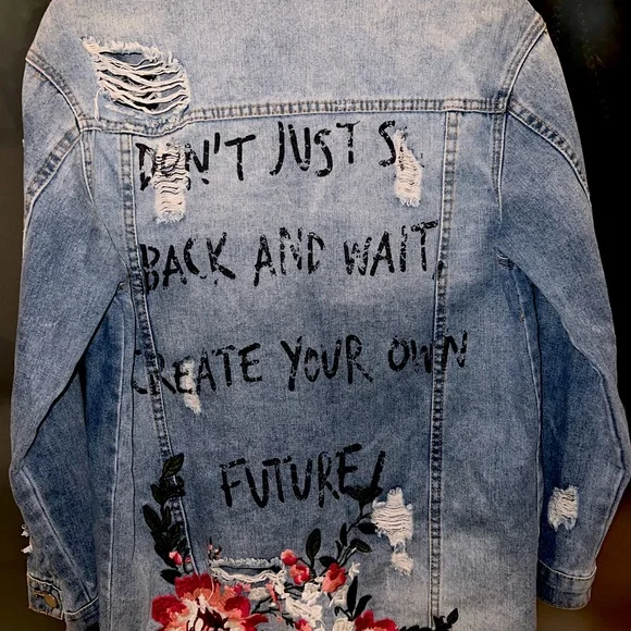 Jean jacket - Picture 2 of 3